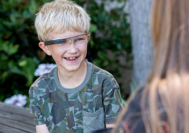 Google Glass ajuda autistas a ler expressões faciais e se socializar