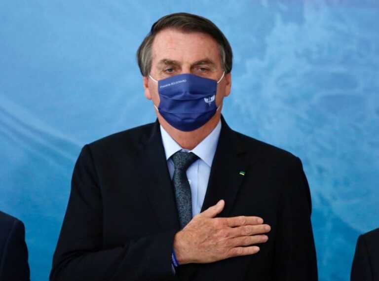 Mais de 3 mil mortes por Covid, Bolsonaro vai à TV para prometer vacinas