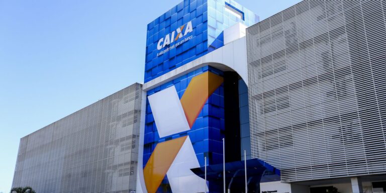 Caixa paga hoje auxílio emergencial a nascidos em maio