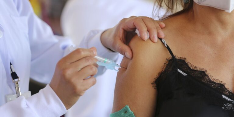 Portugal reconhece certificados de vacinação emitidos fora da UE