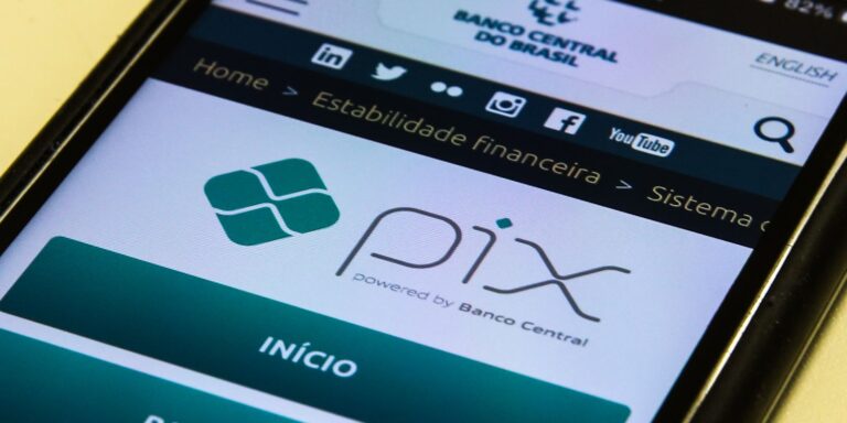 Bancos têm até dia 4 para limitar PIX noturno a R$ 1 mil