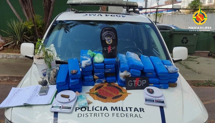 Polícia Militar prende traficante com 45 tabletes de maconha em Taguatinga