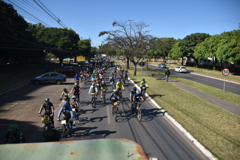 Detran-DF promove passeio ciclístico em Vicente Pires – Departamento de Trânsito