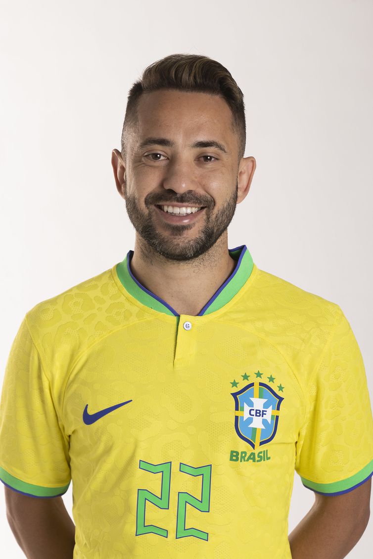 Éverton Ribeiro - seleção - retrato