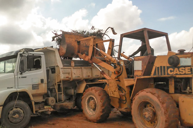 GDF Presente retira 100 toneladas de lixo e entulhos de Arniqueira