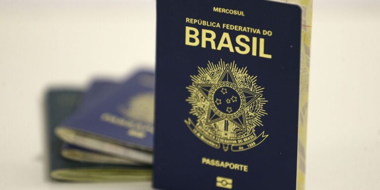 Fila para emissão do passaporte passa de 108 mil pessoas