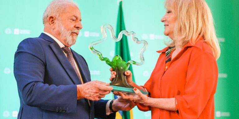 No Uruguai, Lula defende maior presença de mulheres na política