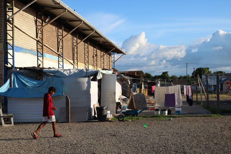 Boa Vista (RR), 13/02/2023, Abrigo desativado pela Operação Acolhida continua ocupado pelos indígenas venezuelanos da etnia Warao.