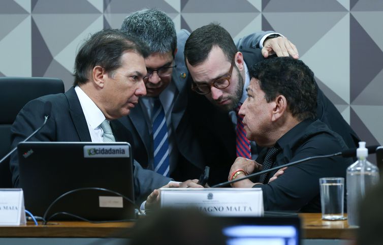 Brasília (DF) 06/06/2023 Senadora e relatora da CPMI do golpe, Eliziane Gama, leu o seu plano de trabalho ao colegiado. Foto Lula Marques/ Agência Brasil.