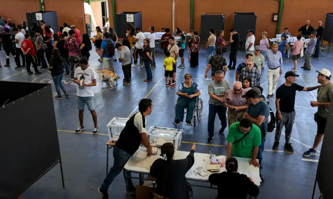 2025-11-16t153440z_1875044920_rc2rxhamu3l3_rtrmadp_3_chile-election