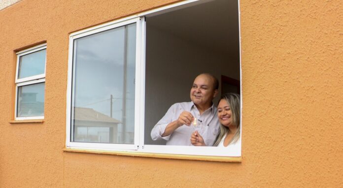 Mais-320-unidades-habitacionais-sao-entregues-no-Itapoa-Parque-696x383