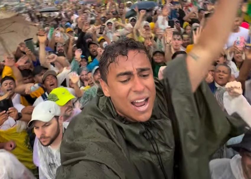 amp-Com-apoio-popular-e-sob-forte-chuva-Nikolas-chega-ao-DF-em-caminhada-historica